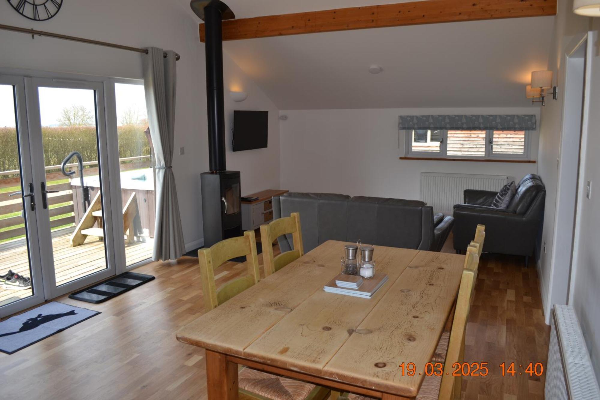 Fields End Lodges Doddington  外观 照片