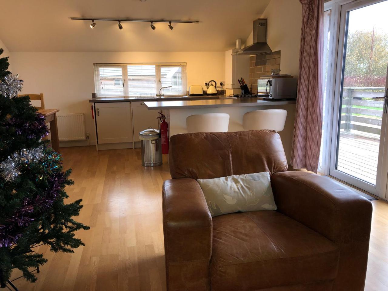 Fields End Lodges Doddington  外观 照片