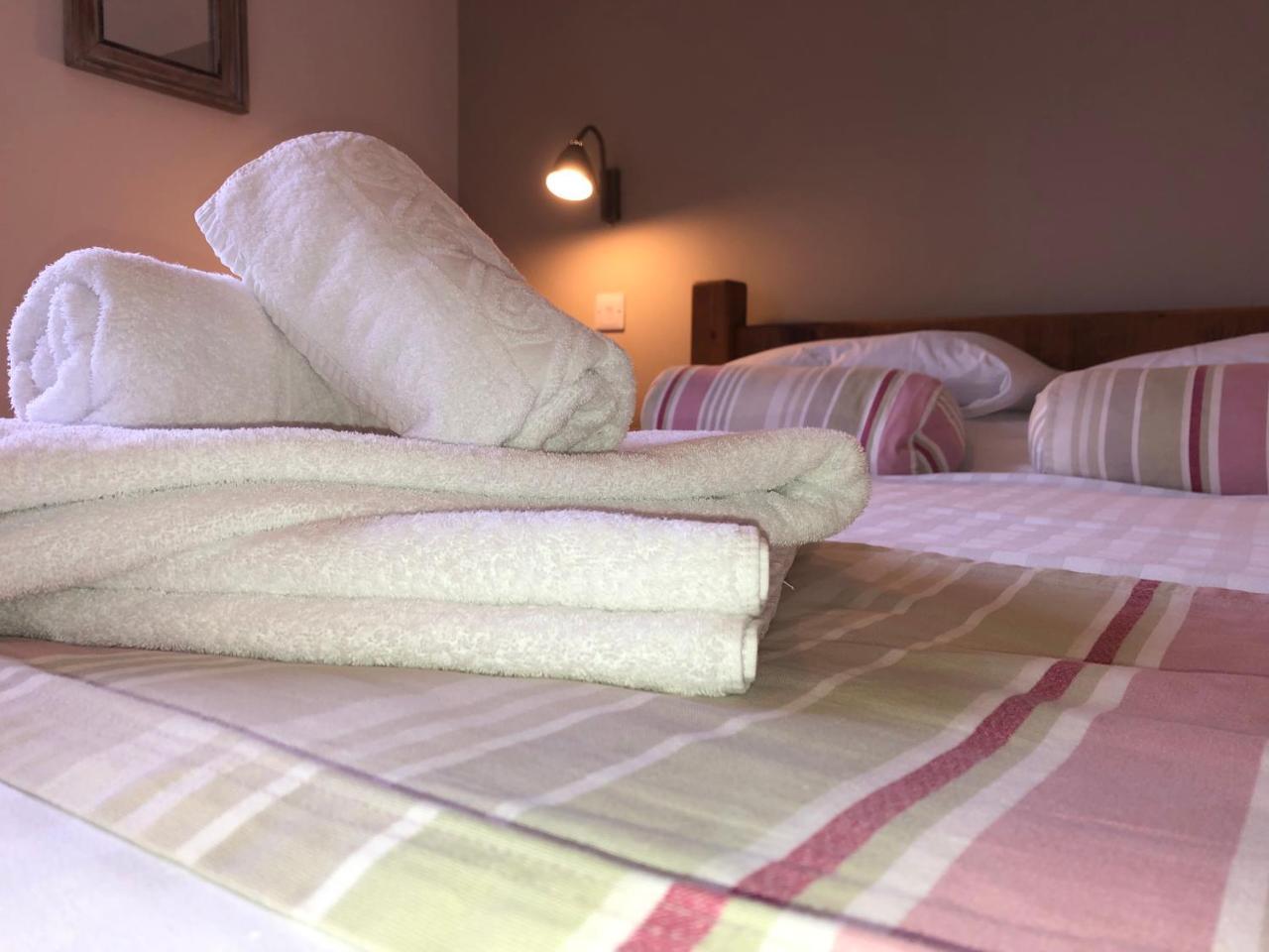 Fields End Lodges Doddington  外观 照片