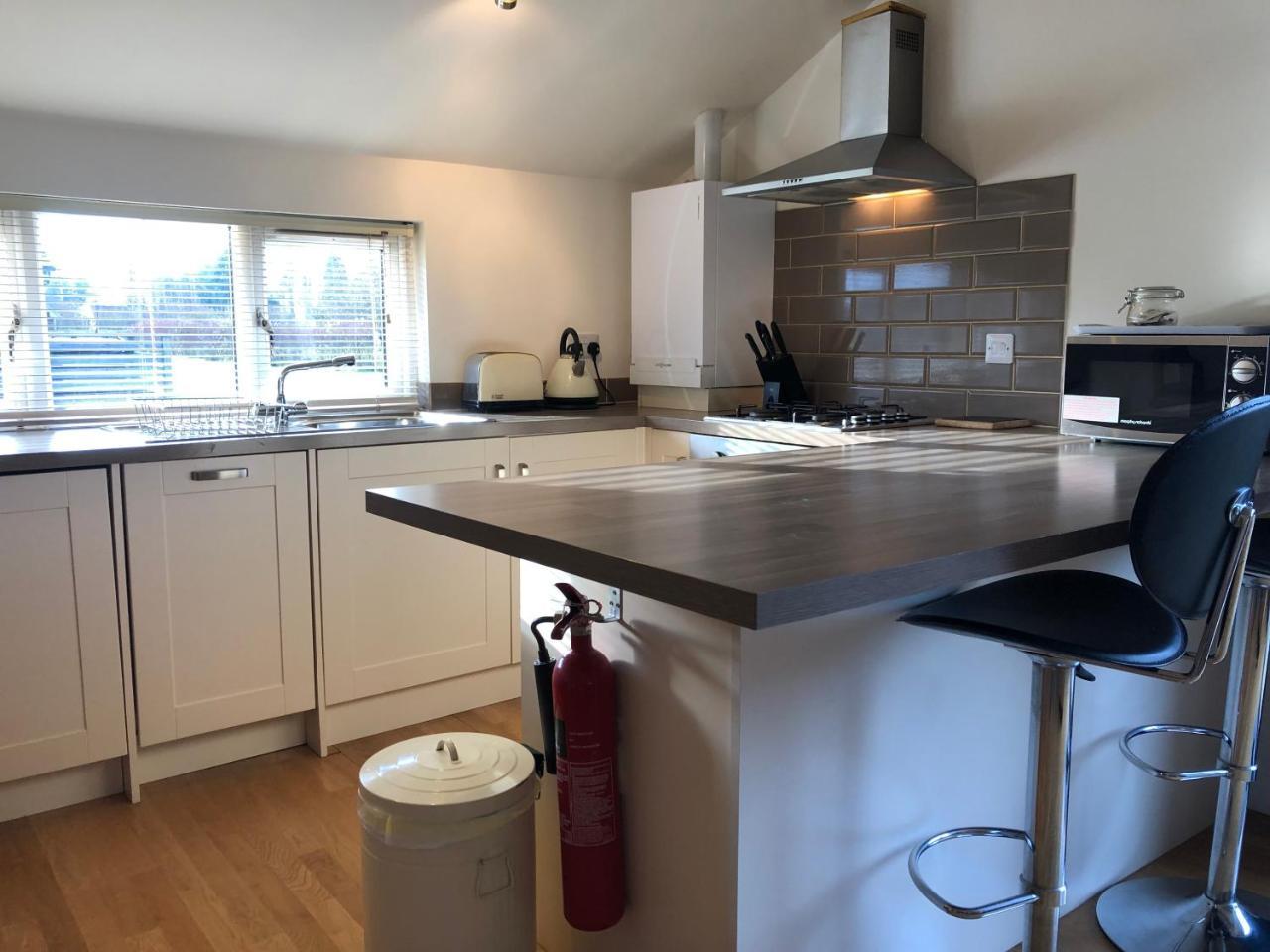 Fields End Lodges Doddington  外观 照片